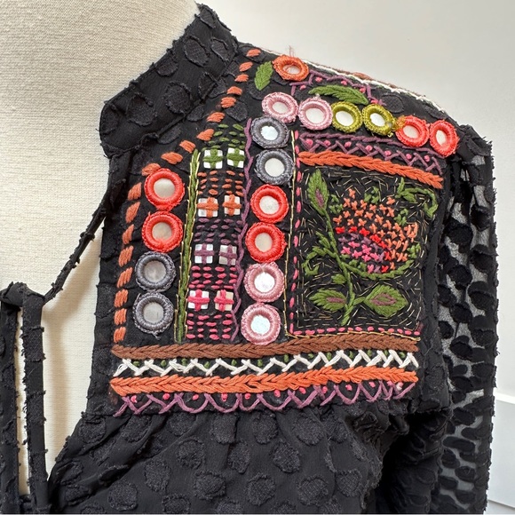 ANTHROPOLOGIE Evensong Embroidered Romper
by Harlyn - Picture 12 of 14